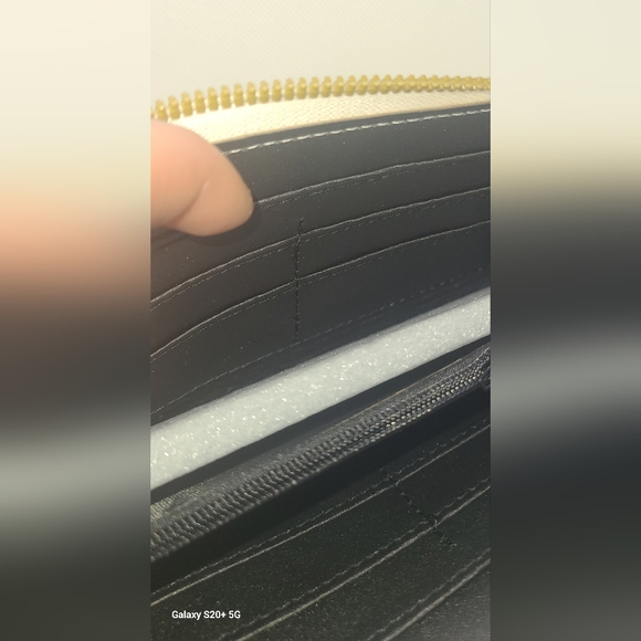 Pokemon meow dressed as pickachu wallet - Picture 5 of 6